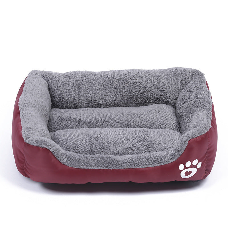 Lit douillet en peluche pour chien et chat - fond imperméable