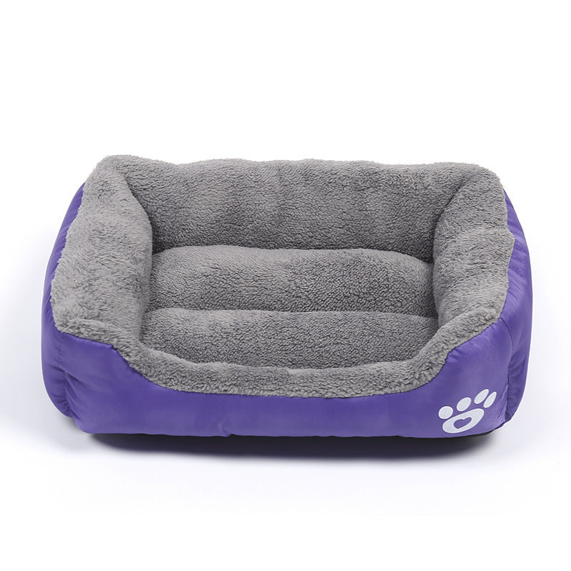 Lit douillet en peluche pour chien et chat - fond imperméable