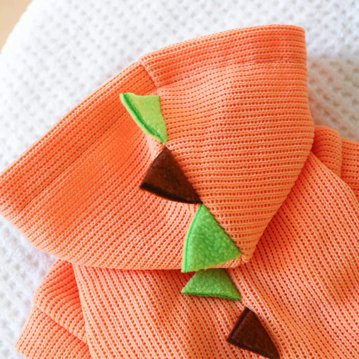 Costume de dinosaure orange pour chien et chat